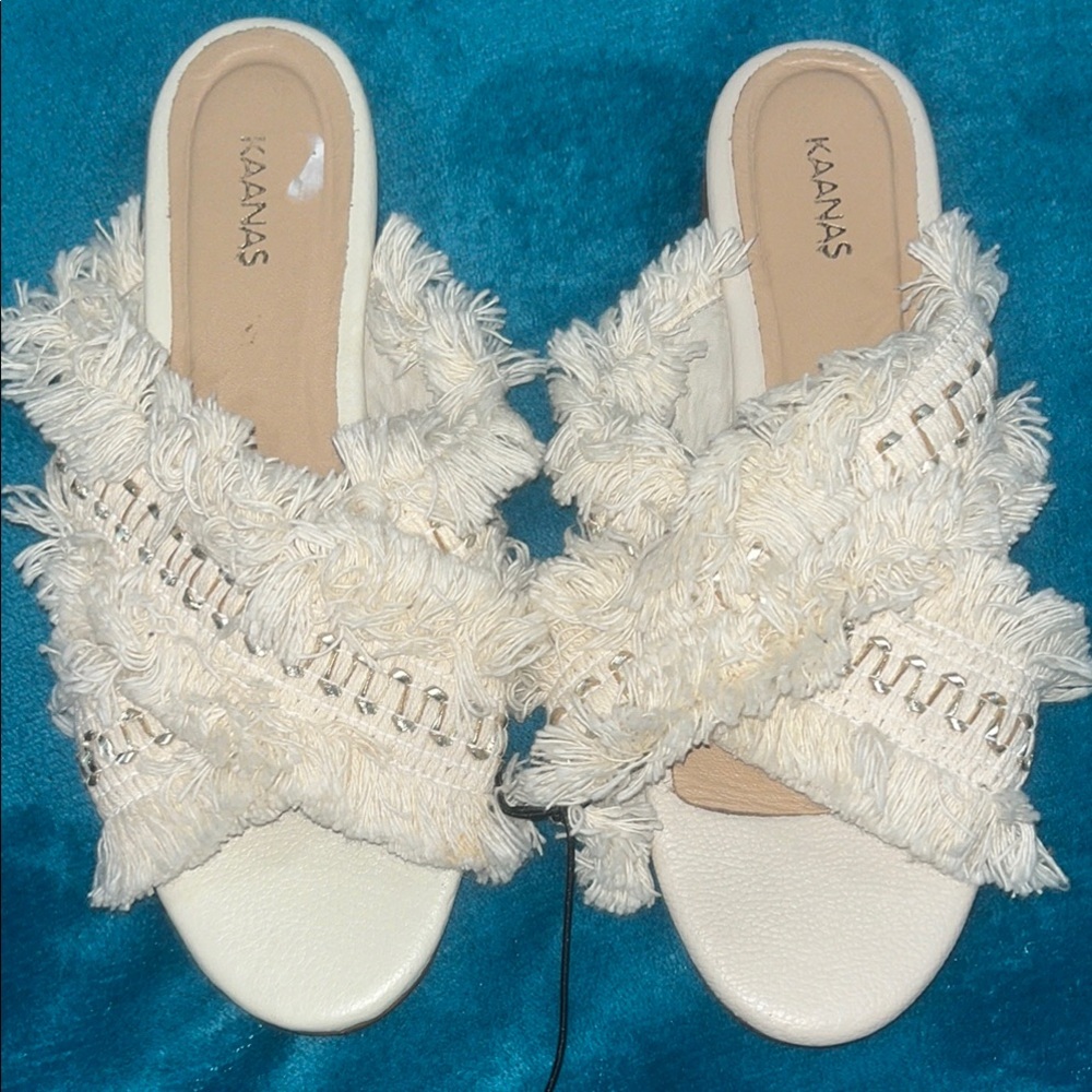 Kaanas x Johnny Was Ibiza fringe Sandal cream Crossover